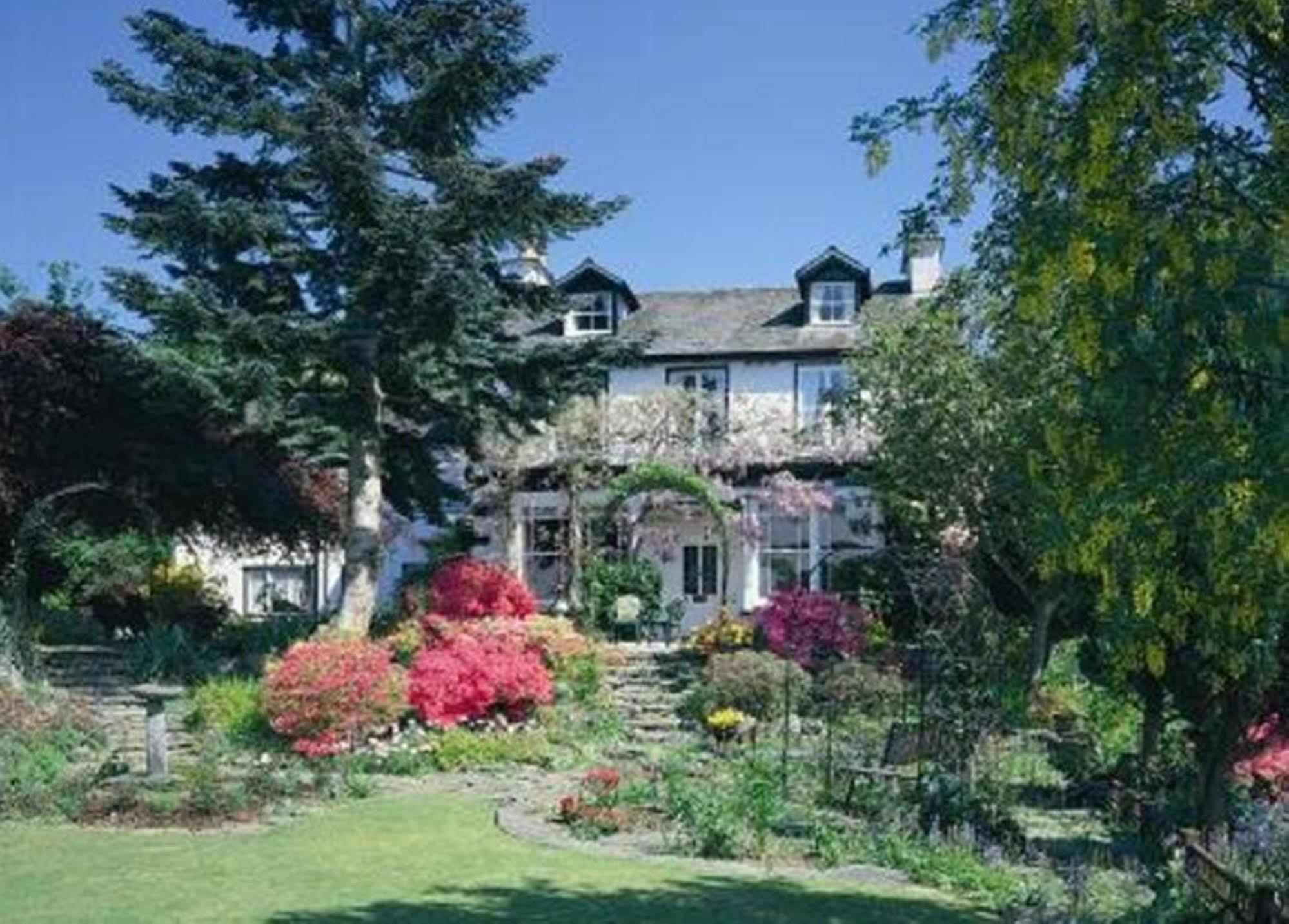 Fairfield House And Gardens Bed & Breakfast Bowness-on-Windermere Exterior photo