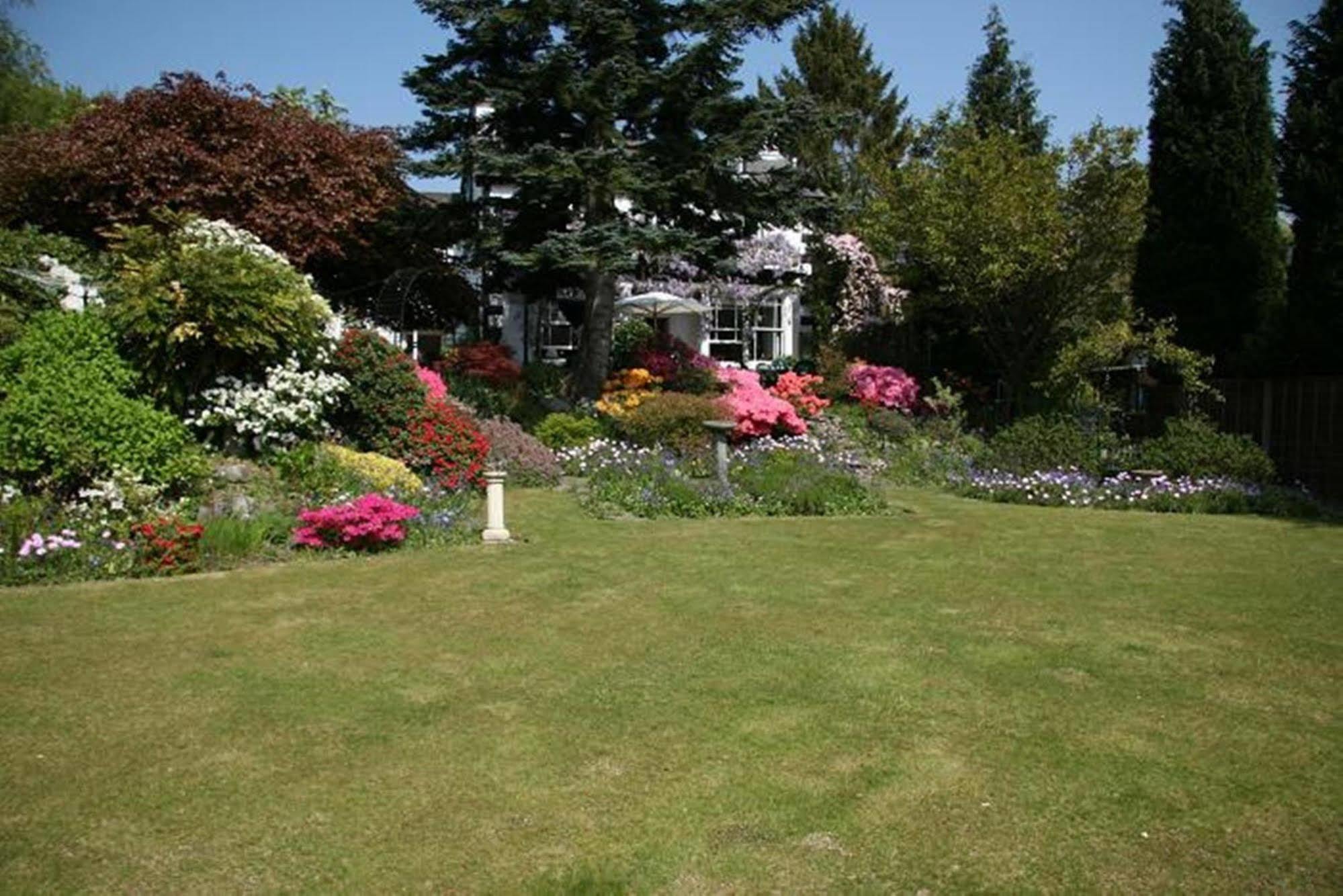 Fairfield House And Gardens Bed & Breakfast Bowness-on-Windermere Exterior photo